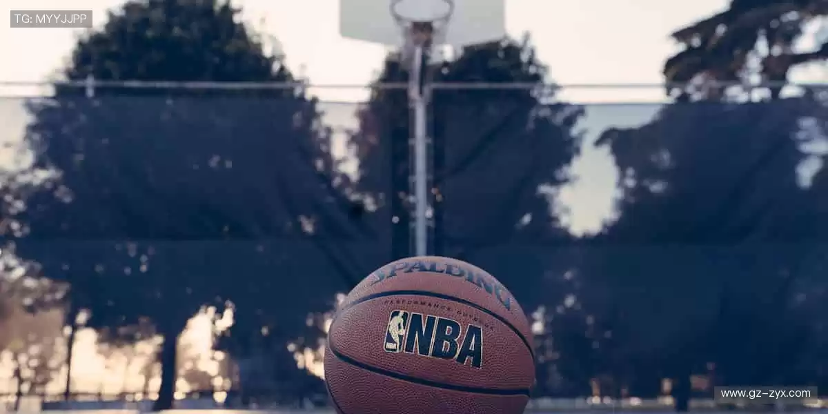 🎯【全球直播】零时差，与千万球迷同频尖叫！